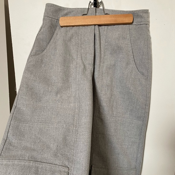 !SOLD! HIGH WAISTED TAPERED CARGO PANTS - Picture 2 of 8